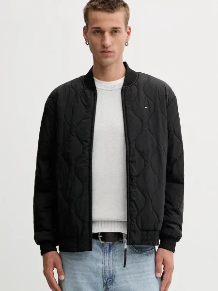Яке бомбър Tommy Jeans преходен модел черно