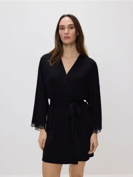 Reserved Halat cu dantelă negru