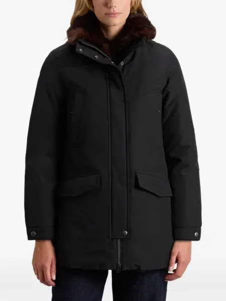 Кожена тапицерия парка Woolrich с козина черно