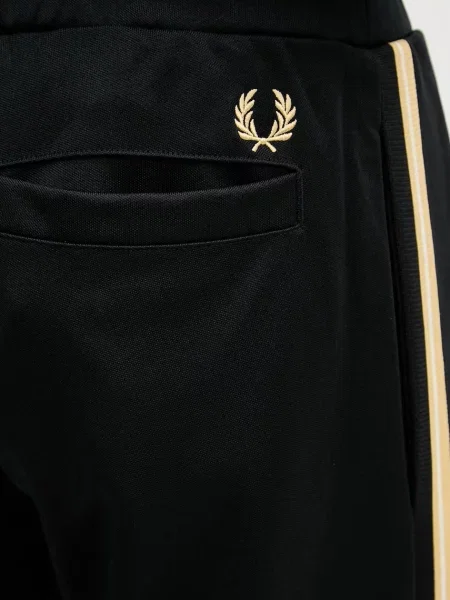 Спортивные штаны Fred Perry