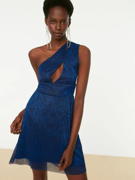 Sukienka koktajlowa Trendyol niebieska