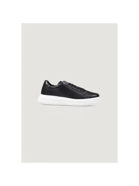 Calvin Klein Sportcipők Low Top Lace Up Lth fekete