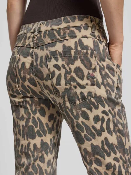 Spodnie o skróconym kroju straight fit model ‘Anna’ Buena Vista beżowe