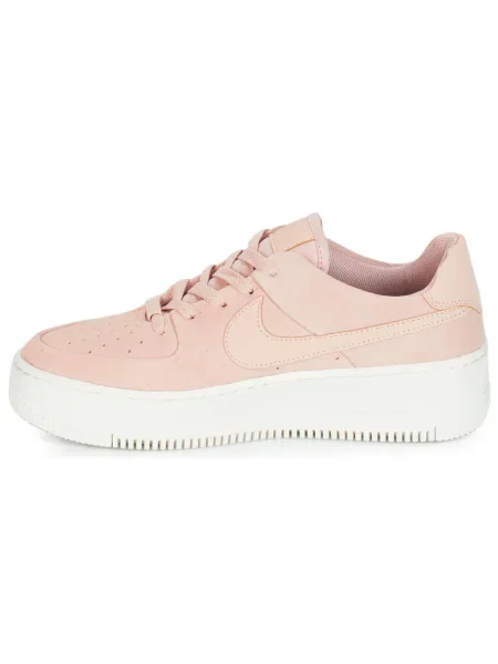 Pantofi Nike roz