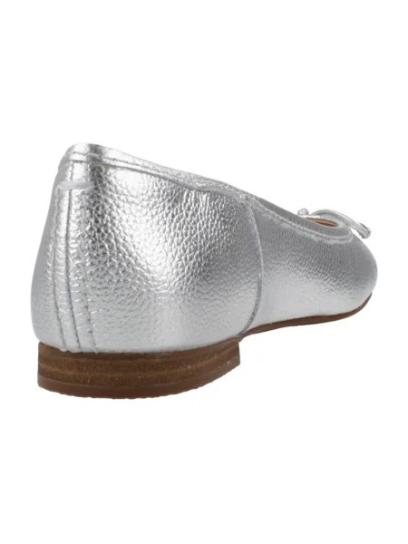 Pantofi Clarks argintiu