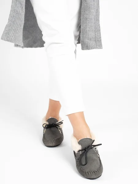 Minnetonka Mocasini Chrissy gri alb