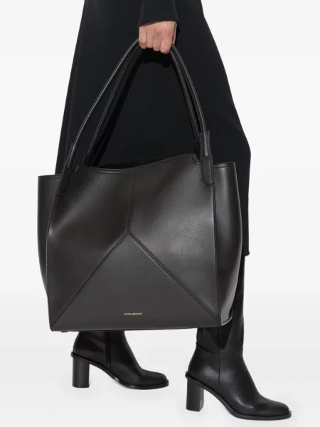 Кожена кожена чанта Victoria Beckham черно