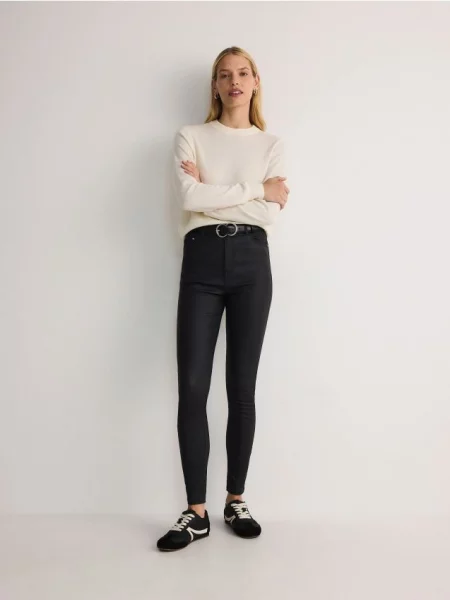Reserved Pantaloni cerați negru