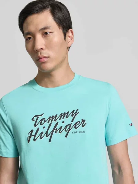 T-shirt o kroju regular fit z czystej bawełny Tommy Hilfiger