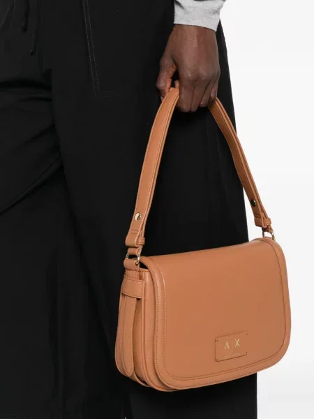 Geantă Armani Exchange cu autograf maro