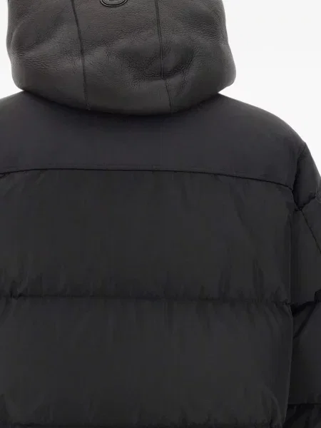 Geacă cu puf Mackage cu glugă negru