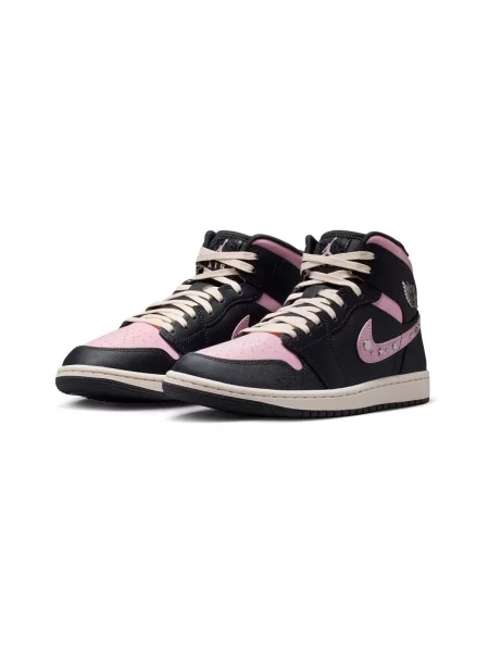 Členkové topánky Nike čierna