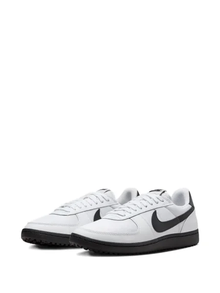Sneakerși Nike din piele alb