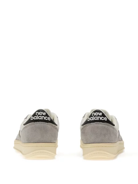 Велурен суичър с качулка New Balance бродиран бяло
