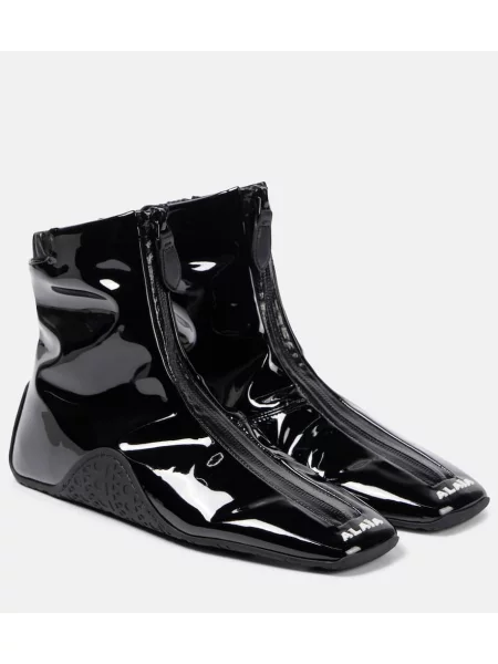 Cizme scurte Alaïa din piele de lac negru