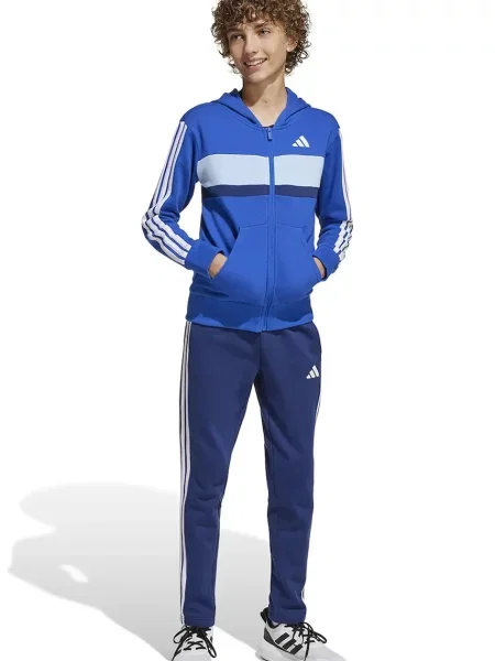 Детский спортивный костюм Adidas