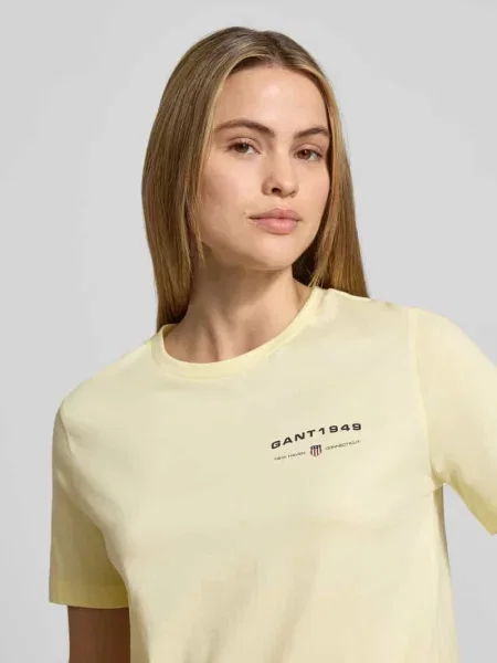 T-shirt z nadrukiem z logo i okrągłym dekoltem Gant żółta