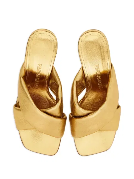 Sandale Ferragamo auriu