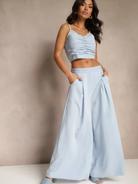 Jasnoniebieski Komplet z Wiskozą Szerokie Spodnie Top z Usztywnianymi Miseczkami Tirtebis niebieskie