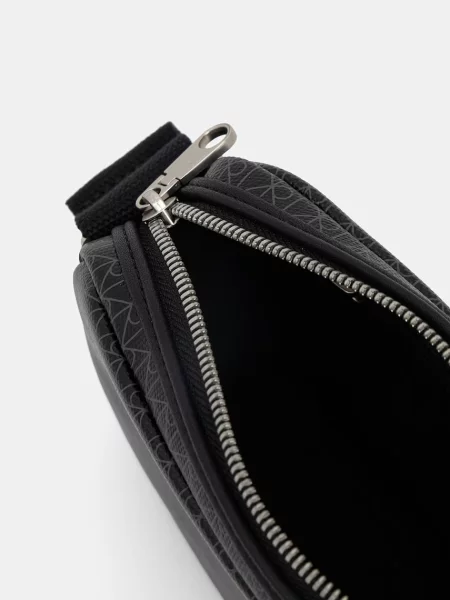 Calvin Klein Válltáska szürke fekete