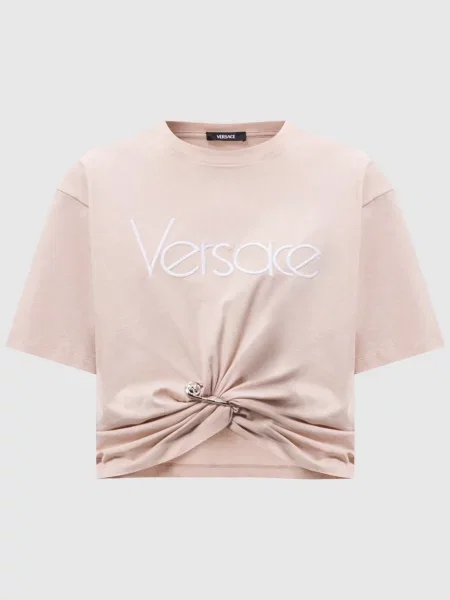 Укорочена футболка з логотипом та брендовою шпилькою Versace бежева