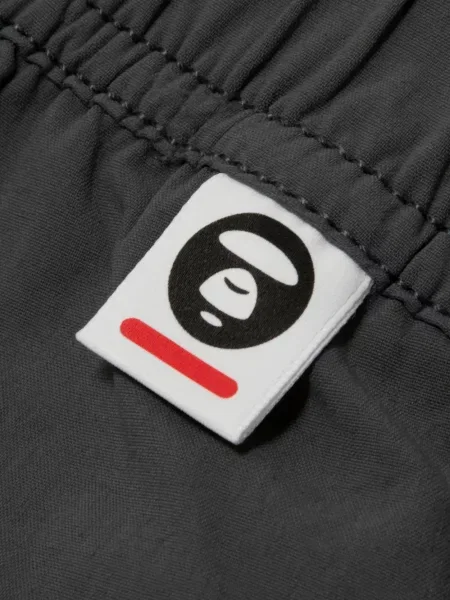 Rövidnadrág Aape By *a Bathing Ape® autogrammal szürke