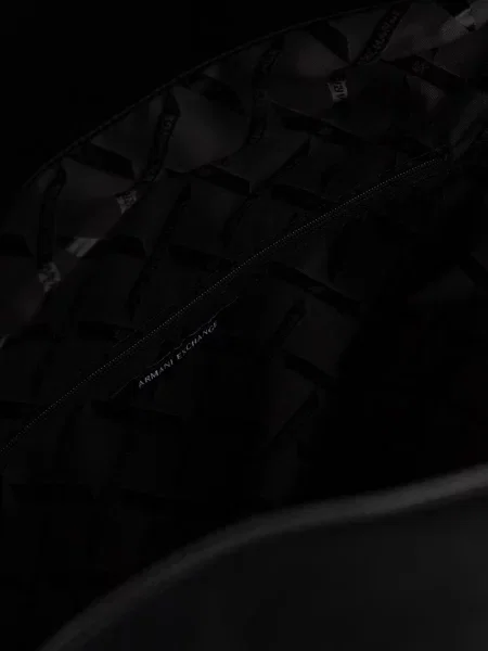 Кожаная сумка хобо Armani Exchange