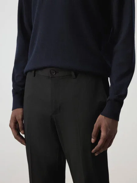 Spodnie Bologna cropped slim fit Mężczyzna 38 MANGO MAN czarny