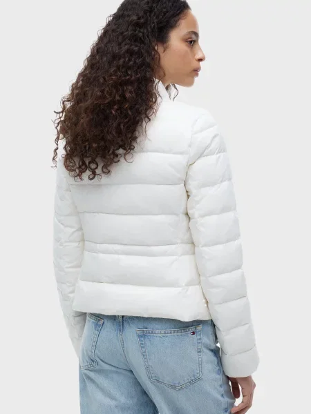 Компактна куртка Tommy Hilfiger біла