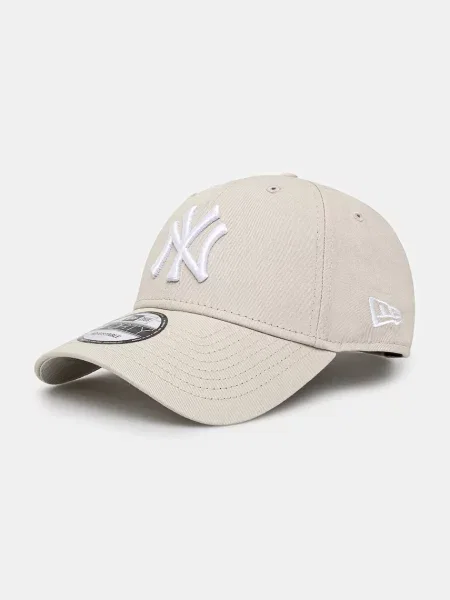 Czapka New Era League Essential New York Yankees w kolorze beżowym biała