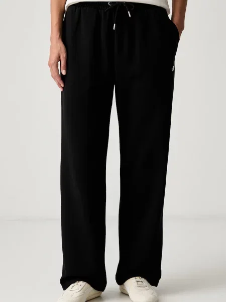 The North Face pantaloni de trening pentru femei cu Essential negru