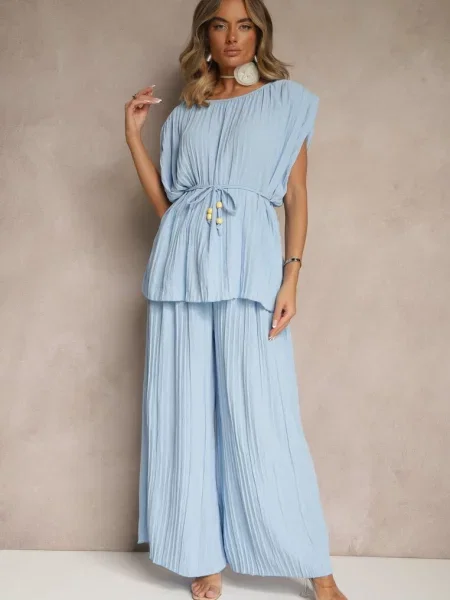 Komplet Spodnie o Szerokim Kroju i Bluzka z Usztywnioną Linią Ramion Nilamira niebieski