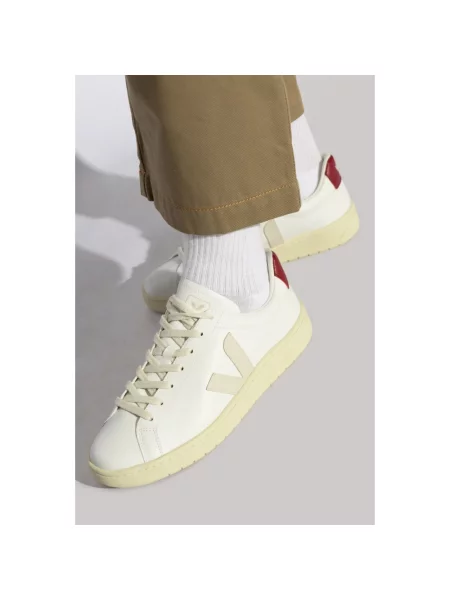 Sneakersy Veja skórzane białe