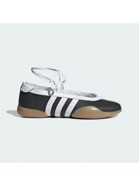 Tenisky Adidas bílé