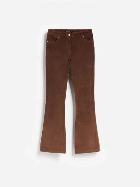 Reserved Pantaloni flare de catifea brun-auriu