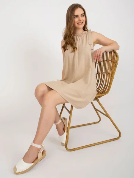 Rochie Fashionhunters de costum bej