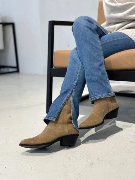 Замшевые сапоги 105.store бежевые