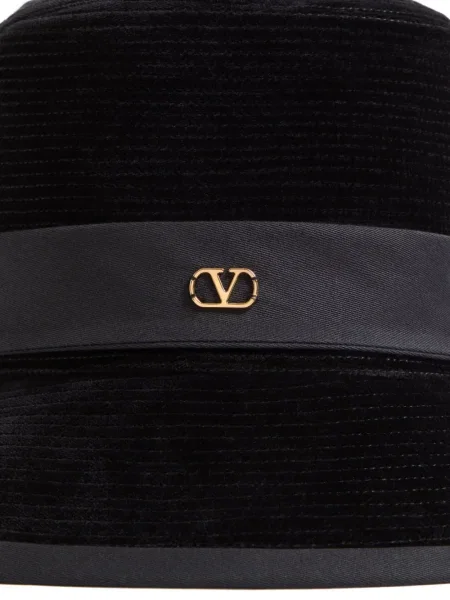 Căciulă Valentino Garavani de catifea negru