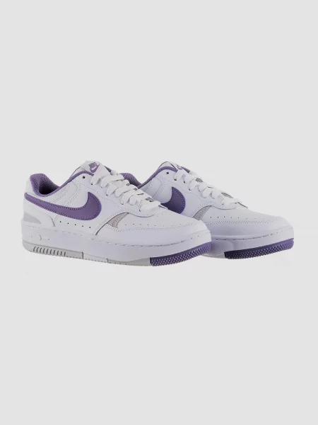 Кожаные кроссовки Nike белые