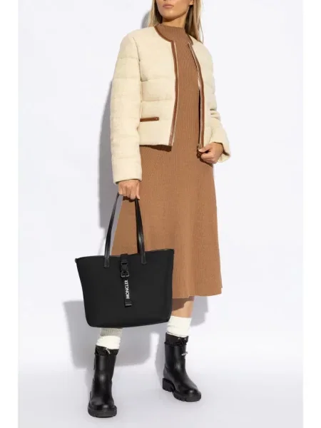 Zateplená bunda Moncler