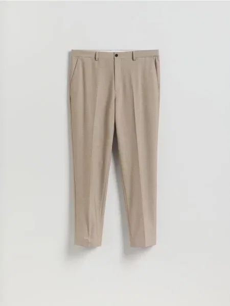 Reserved Pantaloni de costum croi carrot bej