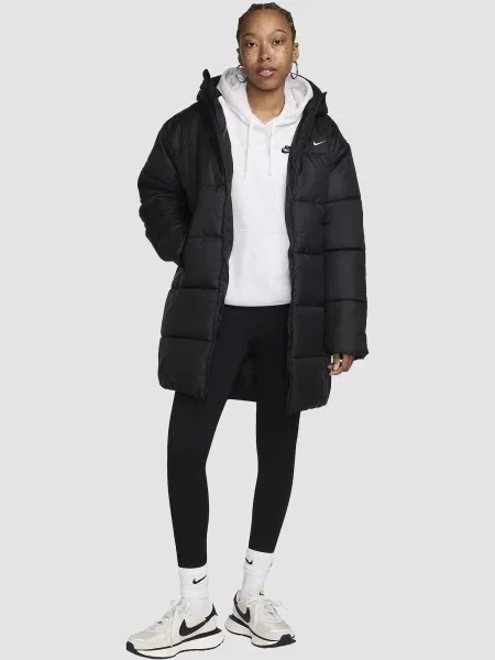 Зимова куртка NIKE Sportswear Classic Puffer чорний