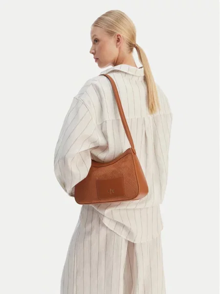 Armani Exchange Rankinė Smėlio ruda