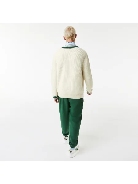Lacoste Sweter Świąteczny W Pasy Z Dekoltem W Kształcie Litery V I Naszywką W Komiksowym Stylu biały
