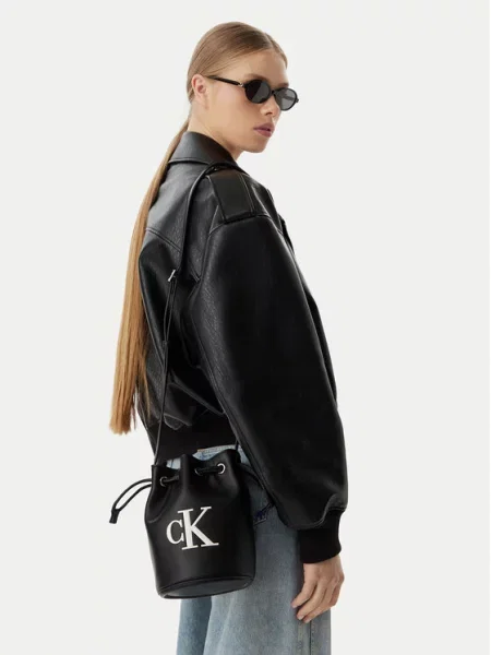 Calvin Klein Torebka Bold Ck Small czarny