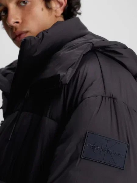 Стеганая длинная джинсовая куртка Calvin Klein Jeans черная