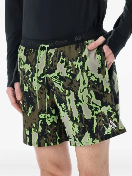Șnur de strângere șosete Nike cu model camuflaj din fleece roz