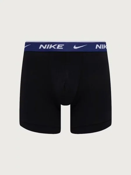 Боксеры Nike