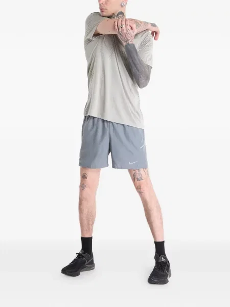 Pantaloni scurți Nike gri