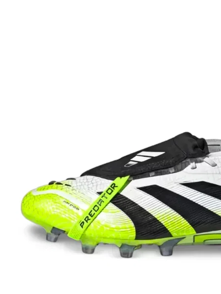 Futball bokacsizma Adidas fehér